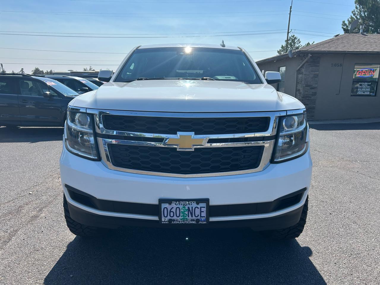Chevrolet Suburban LT 4WD 2016