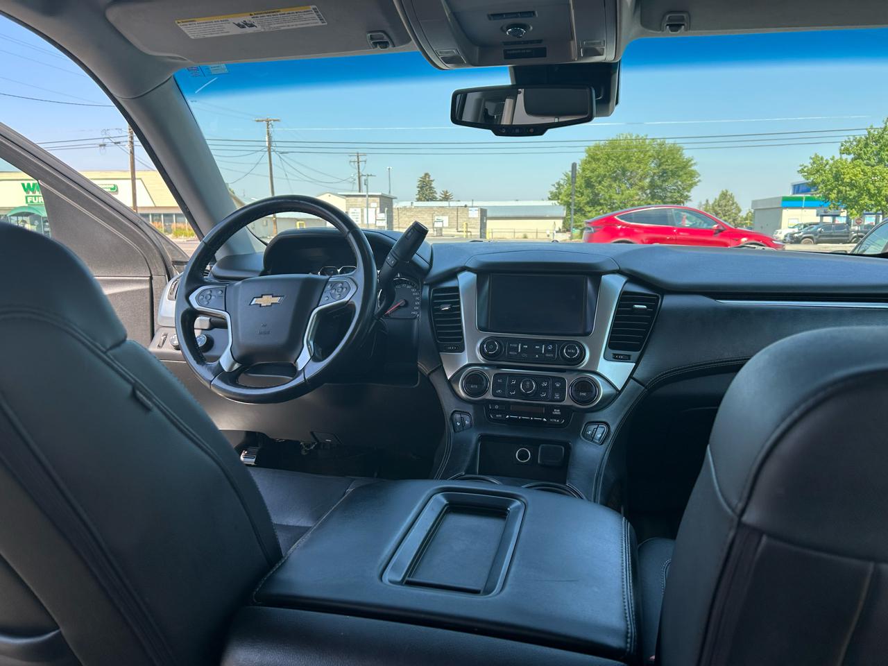 Chevrolet Suburban LT 4WD 2016