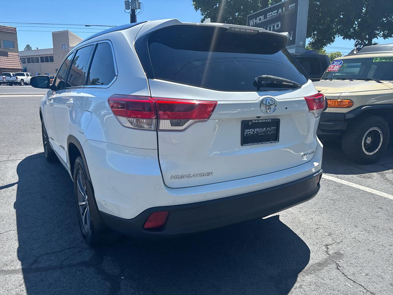 Toyota Highlander XLE AWD V6 2017