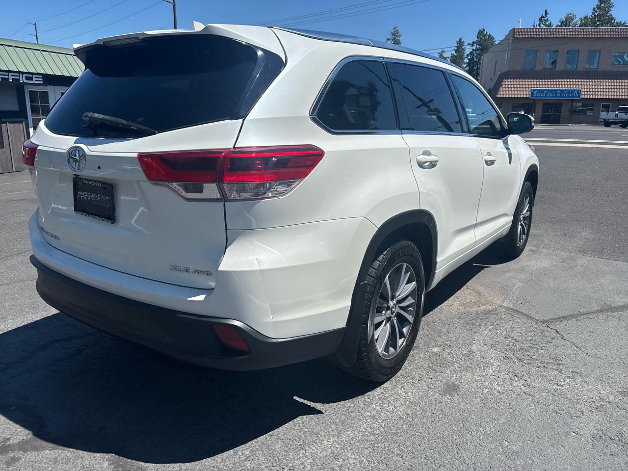 Toyota Highlander XLE AWD V6 2017