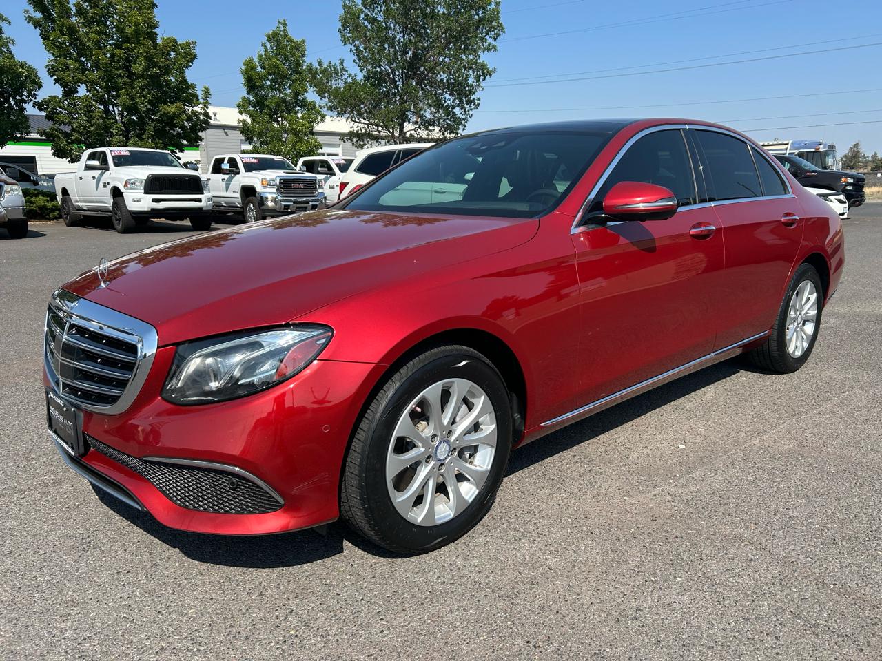 Mercedes-Benz E-Class E300 Luxury 4MATIC Sedan 2017