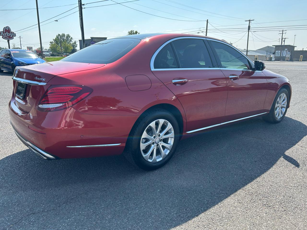 Mercedes-Benz E-Class E300 Luxury 4MATIC Sedan 2017