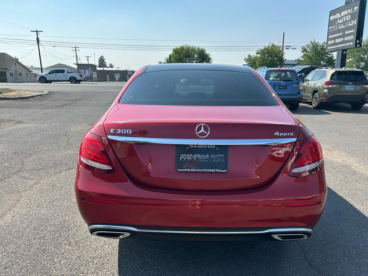 Mercedes-Benz E-Class E300 Luxury 4MATIC Sedan 2017