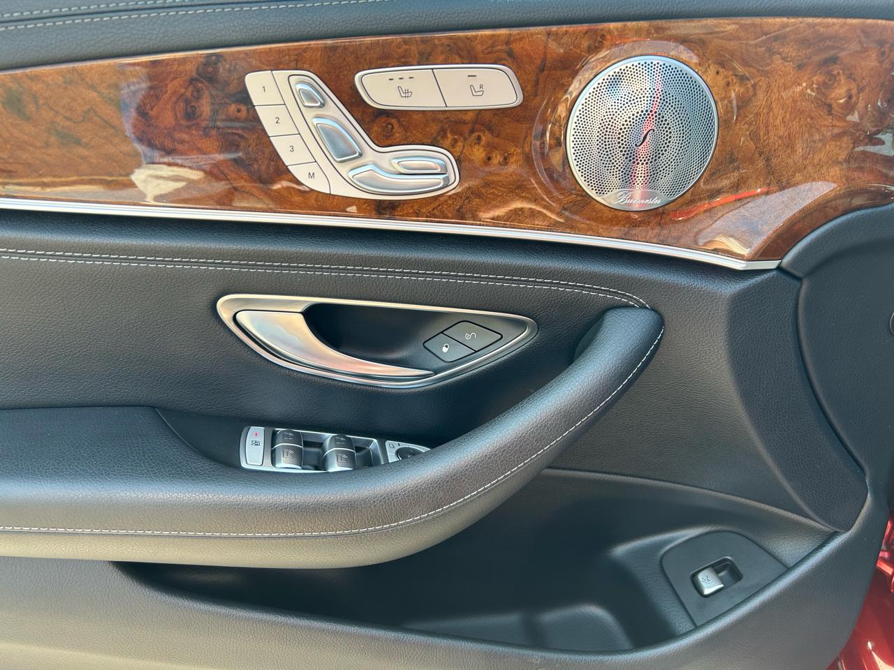 Mercedes-Benz E-Class E300 Luxury 4MATIC Sedan 2017