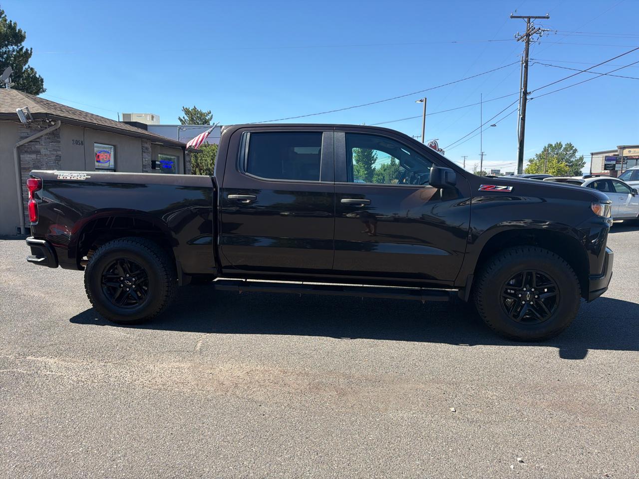 Chevrolet Silverado 1500 4WD Crew Cab 147" LT Trail Boss 2020