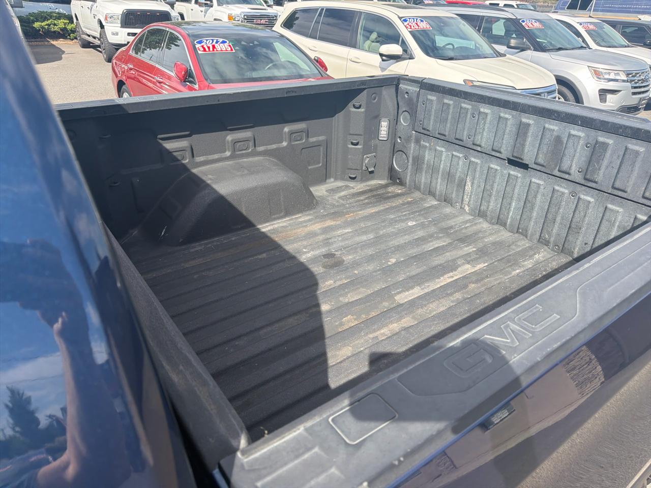 GMC Sierra 1500 4WD Crew Cab 147" SLT 2019
