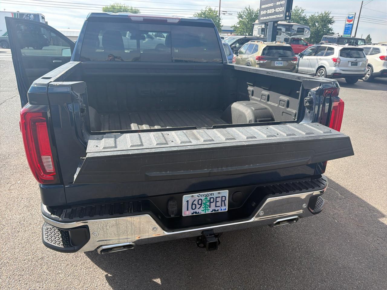 GMC Sierra 1500 4WD Crew Cab 147" SLT 2019