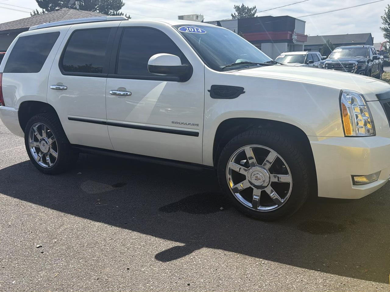 Cadillac Escalade Platinum AWD 2014