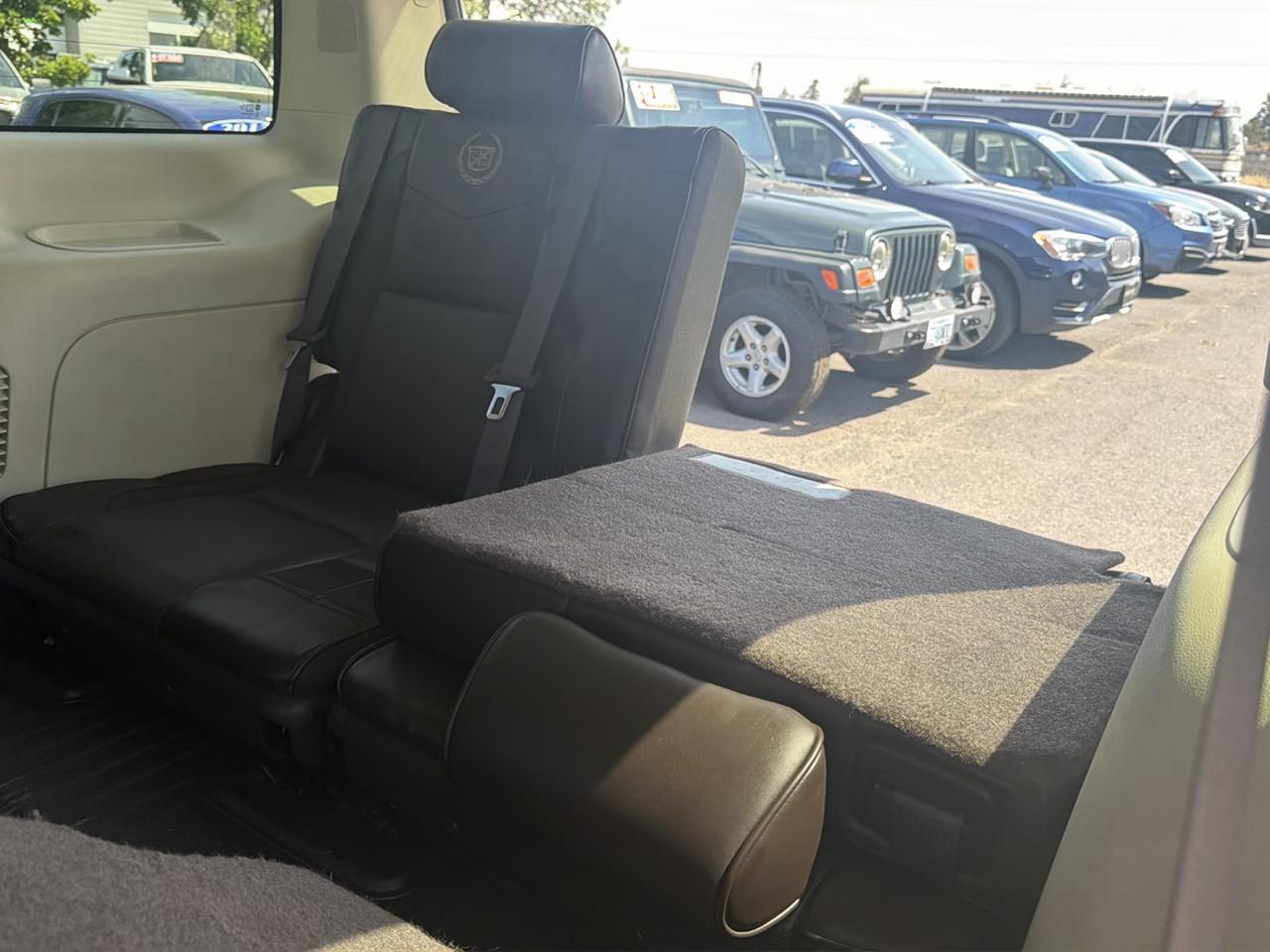 Cadillac Escalade Platinum AWD 2014