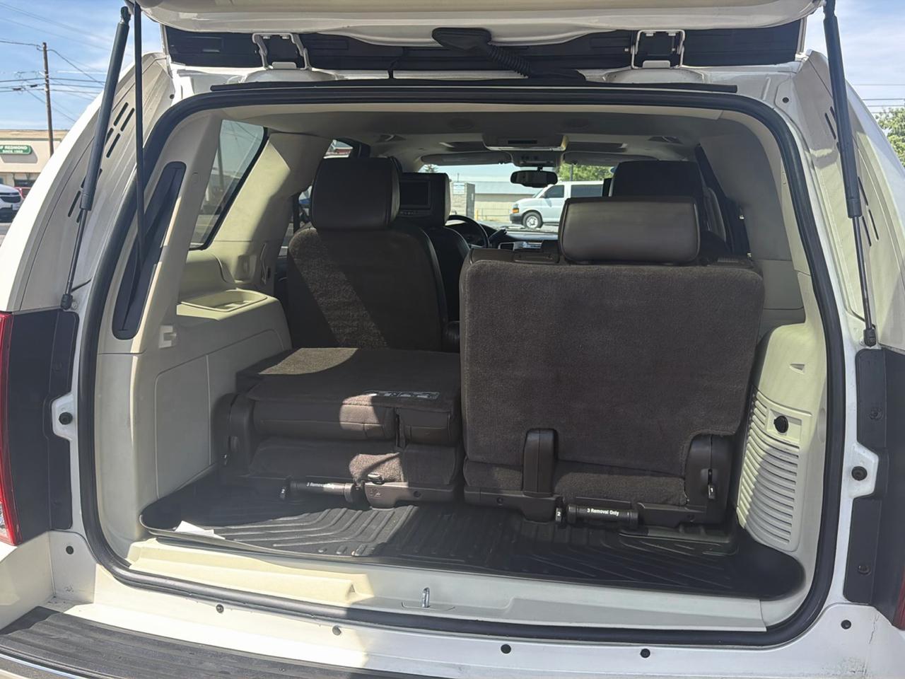 Cadillac Escalade Platinum AWD 2014