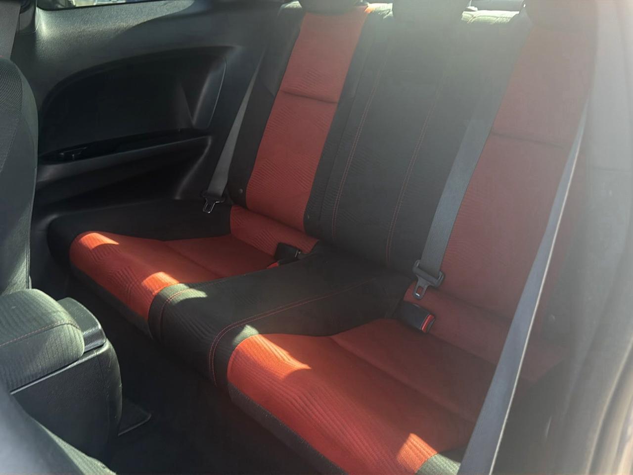 Honda Civic Si Coupe 6-Speed MT 2015
