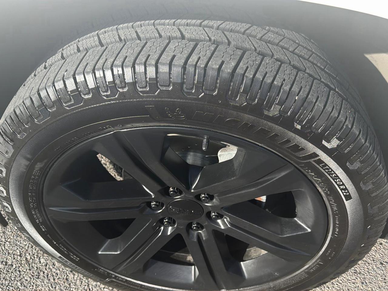 GMC Yukon XL Denali 4WD 2017