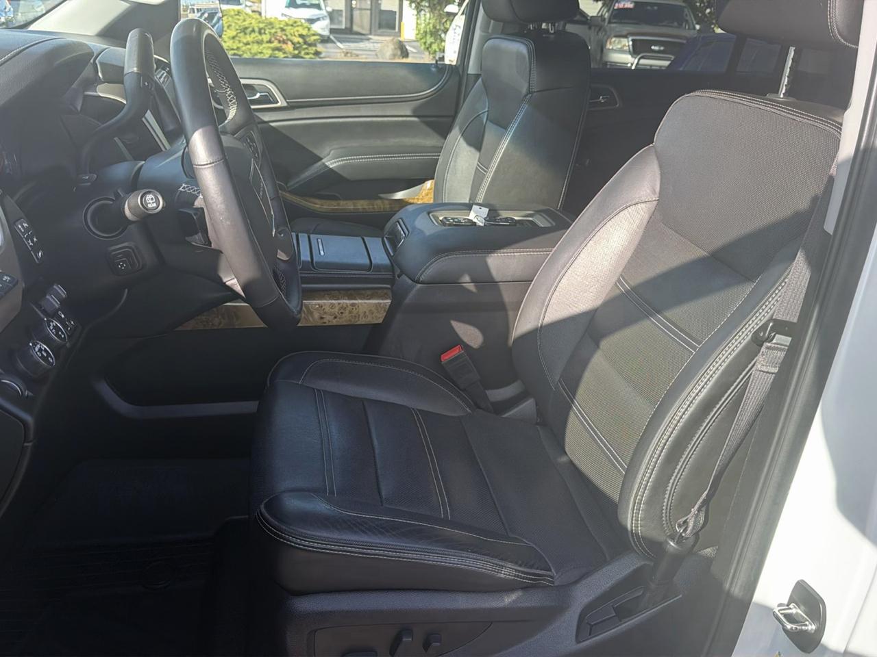 GMC Yukon XL Denali 4WD 2017