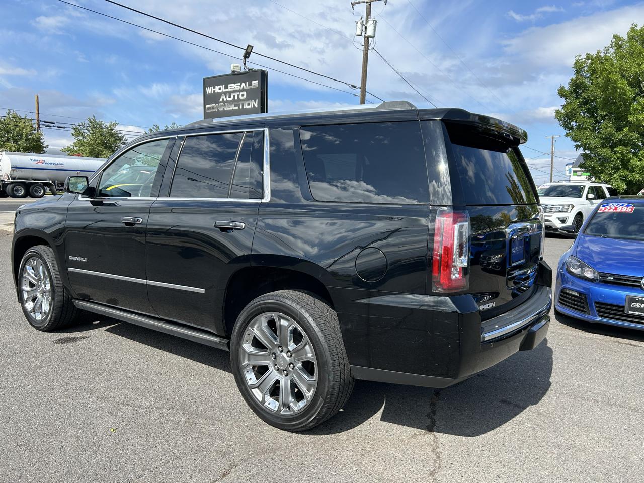 GMC Yukon Denali 4WD 2016