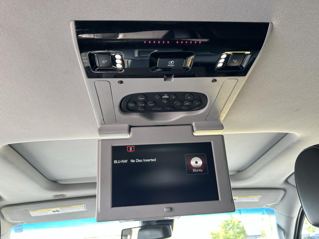 GMC Yukon Denali 4WD 2016