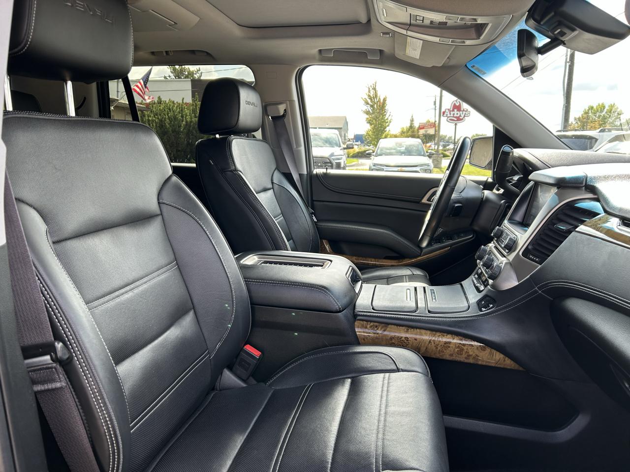 GMC Yukon Denali 4WD 2016