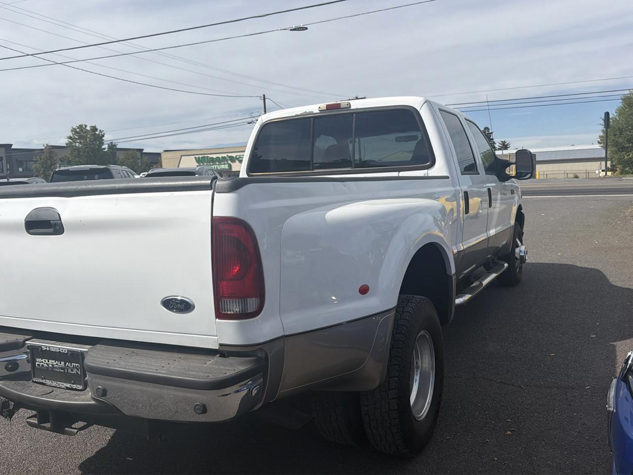 Ford F-350 SD Lariat Crew Cab 4WD DRW 2002