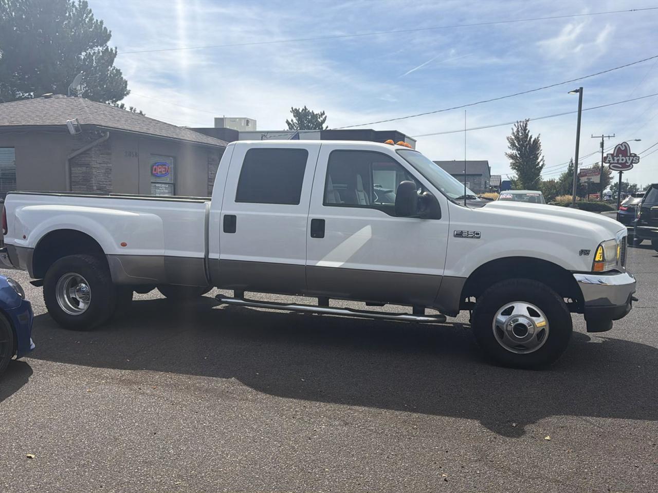 Ford F-350 SD Lariat Crew Cab 4WD DRW 2002