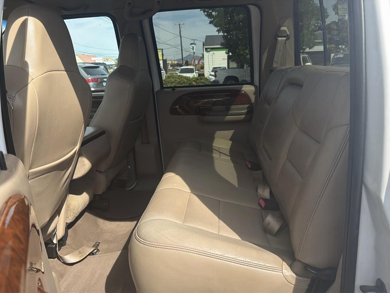 Ford F-350 SD Lariat Crew Cab 4WD DRW 2002