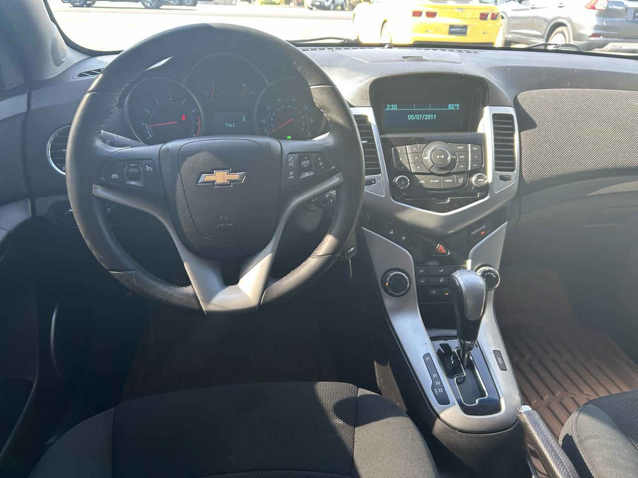 Chevrolet Cruze 1LT 2011