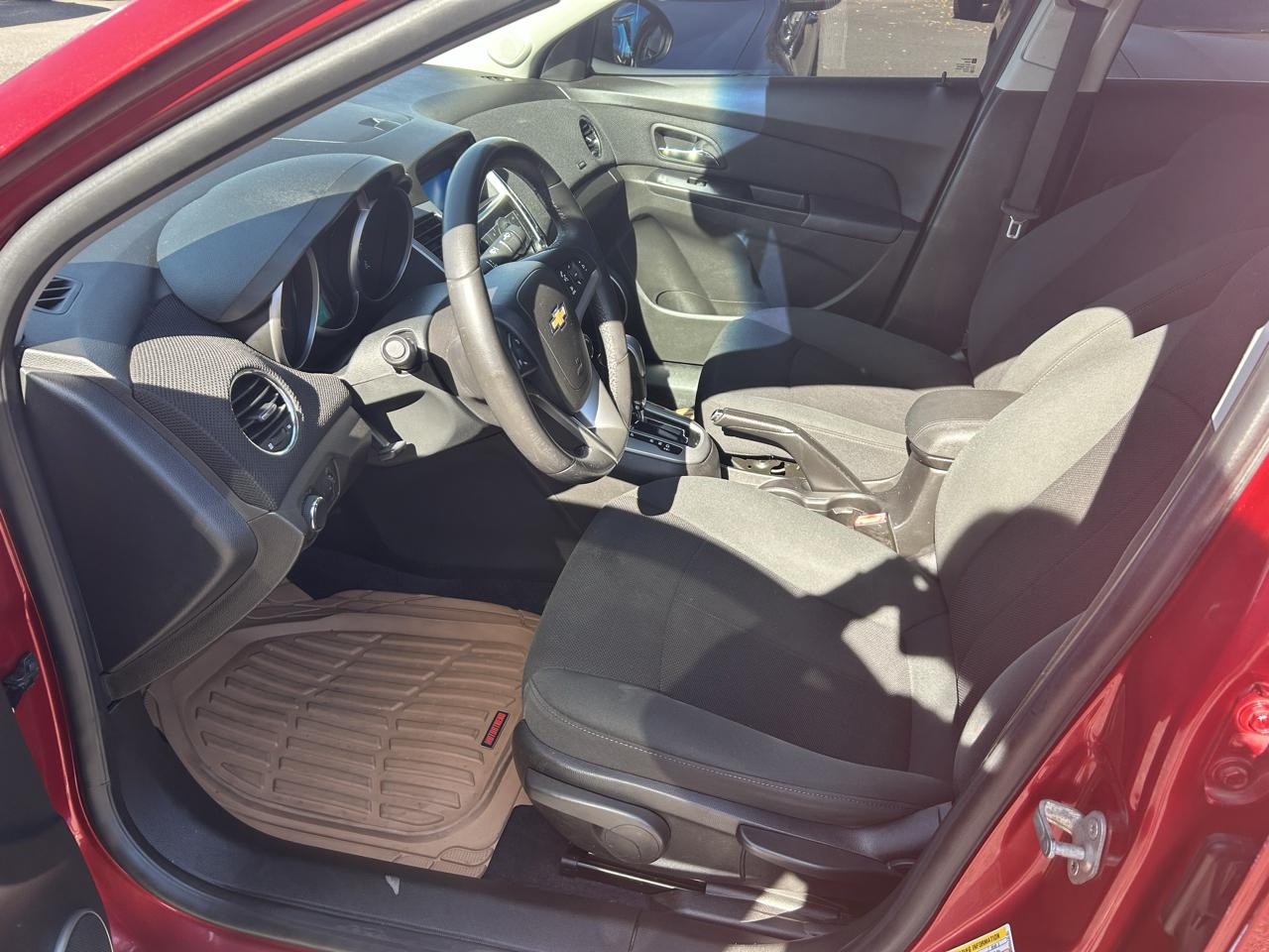 Chevrolet Cruze 1LT 2011
