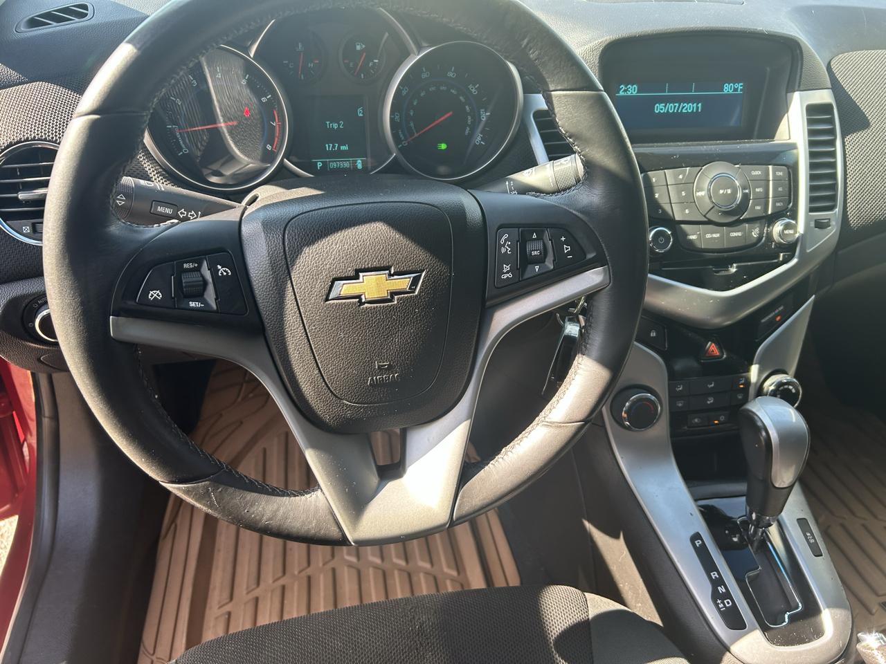 Chevrolet Cruze 1LT 2011