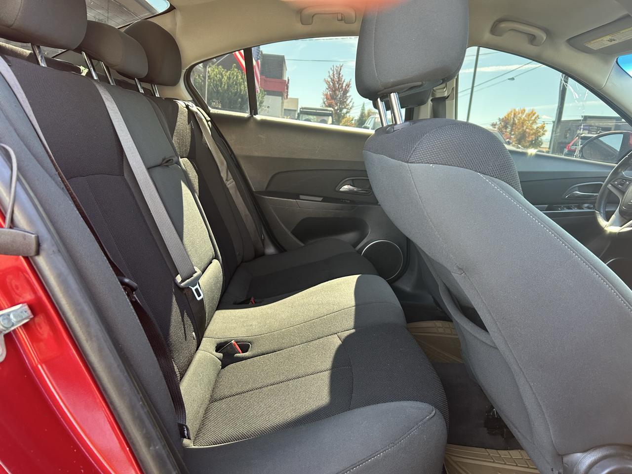 Chevrolet Cruze 1LT 2011