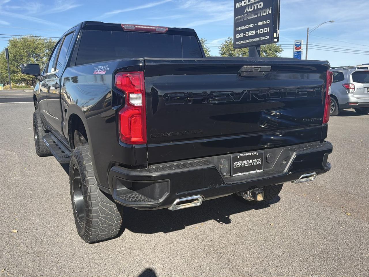 Chevrolet Silverado 1500 Custom Trail Boss Crew Cab Short Box 4WD 2020