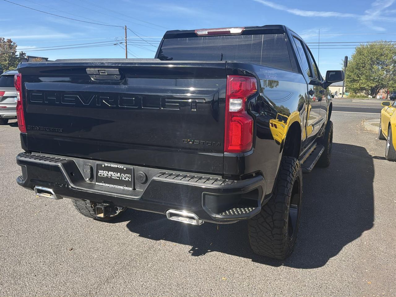 Chevrolet Silverado 1500 Custom Trail Boss Crew Cab Short Box 4WD 2020