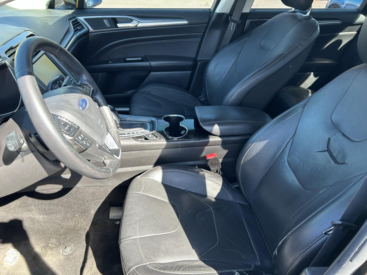 Ford Fusion Titanium AWD 2014