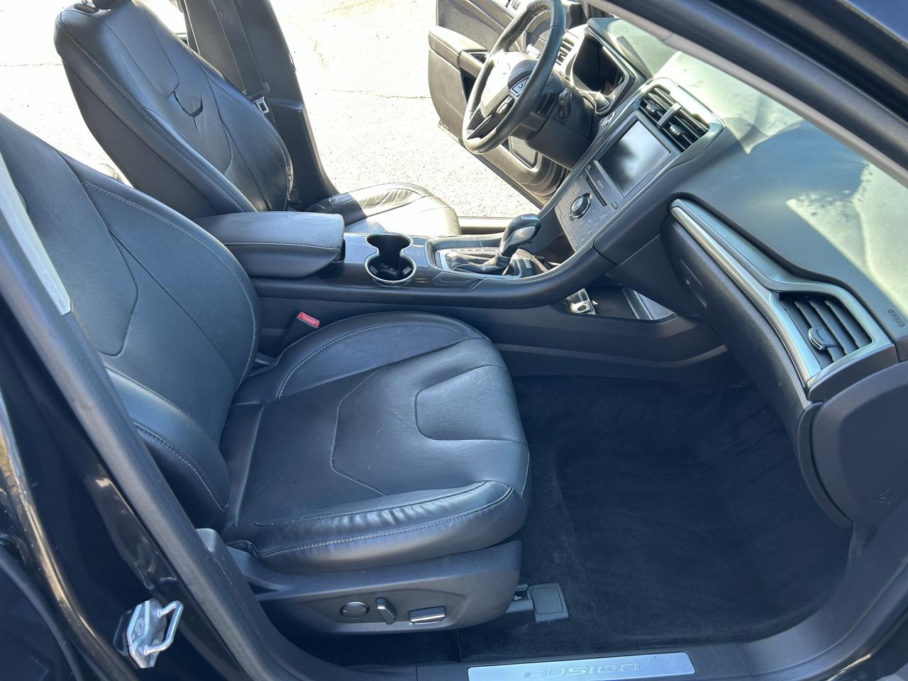 Ford Fusion Titanium AWD 2014
