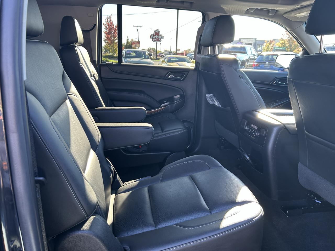 Chevrolet Suburban Premier 4WD 2018