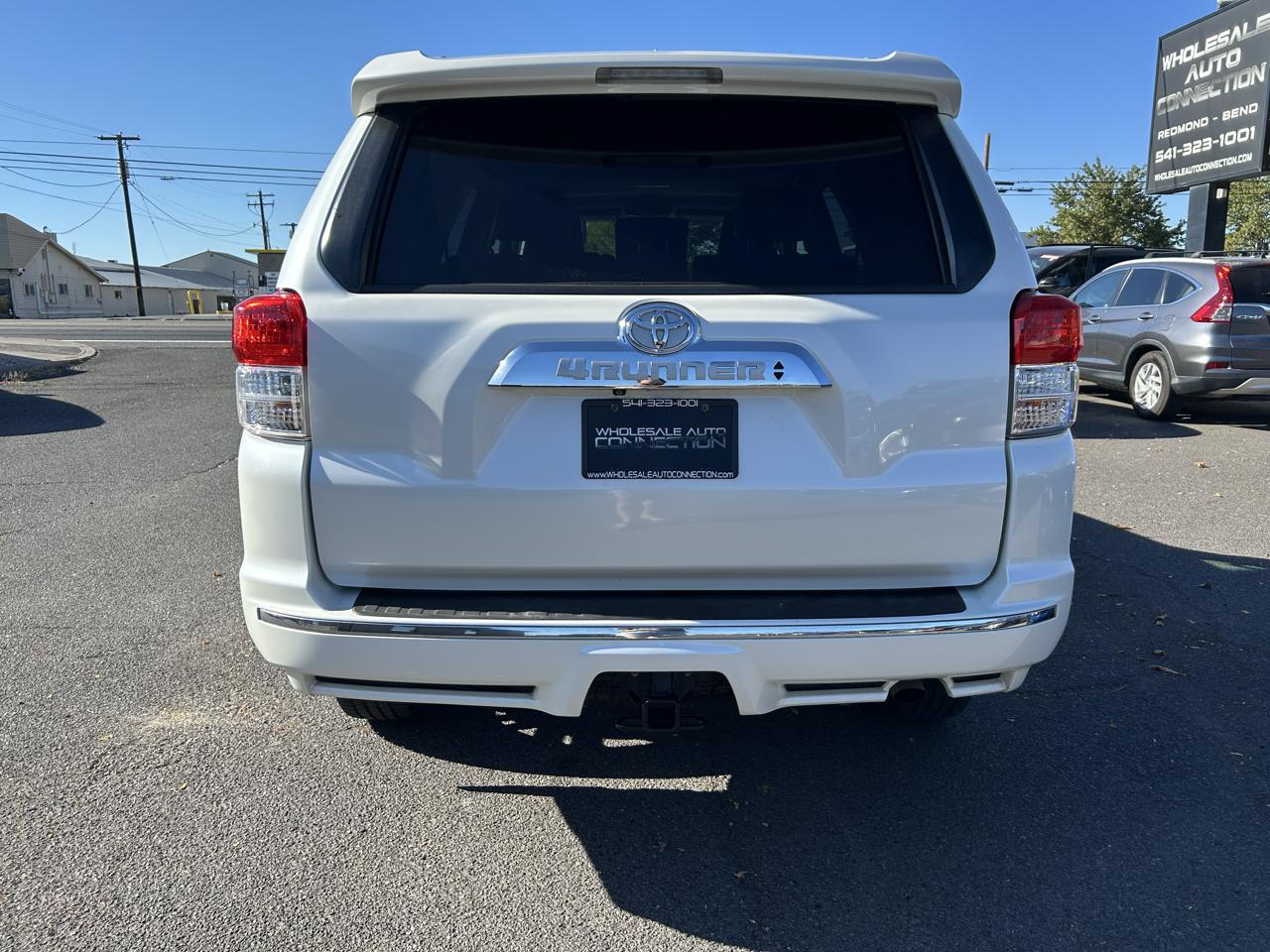 Toyota 4Runner Limited 4WD V6 2012