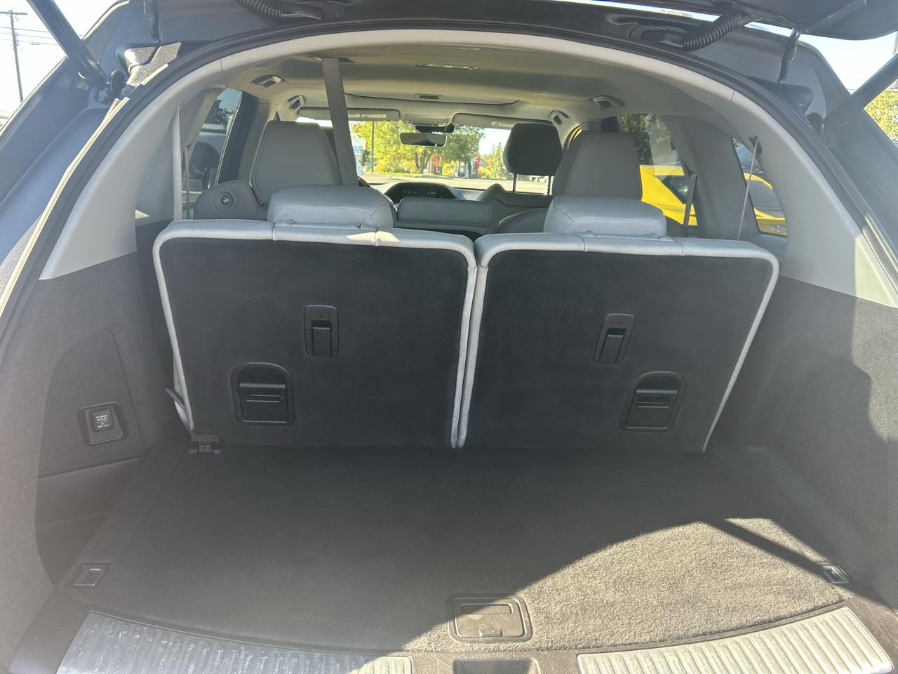 Acura MDX SH-AWD 9-Spd AT 2017