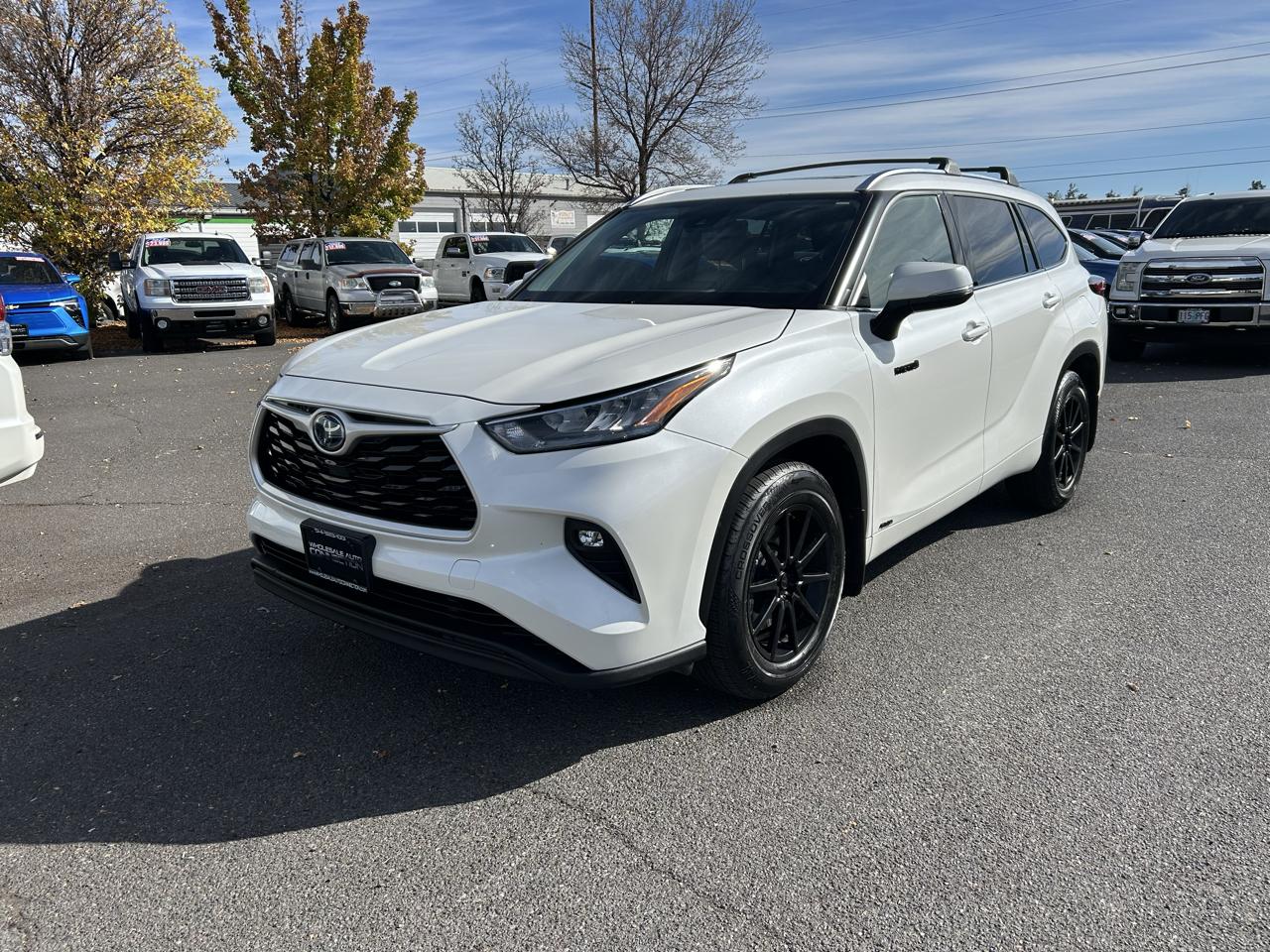Toyota Highlander Hybrid XLE AWD 2020
