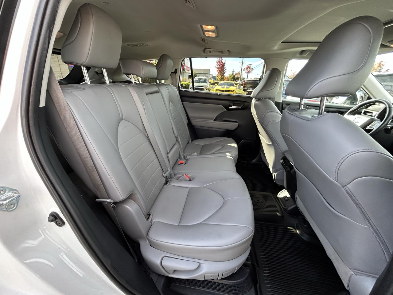 Toyota Highlander Hybrid XLE AWD 2020