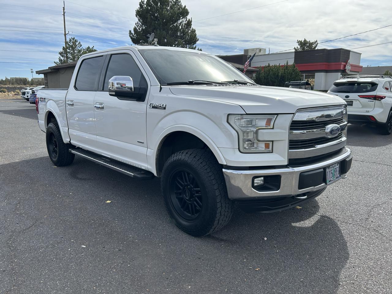 Ford F-150 4WD SuperCrew 157" Lariat 2015