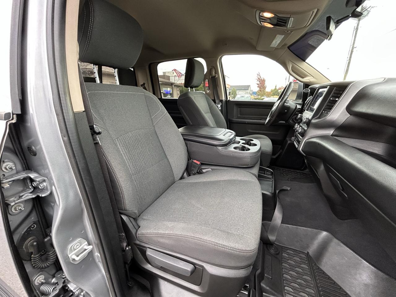 RAM 2500 Tradesman Crew Cab SWB 4WD 2020