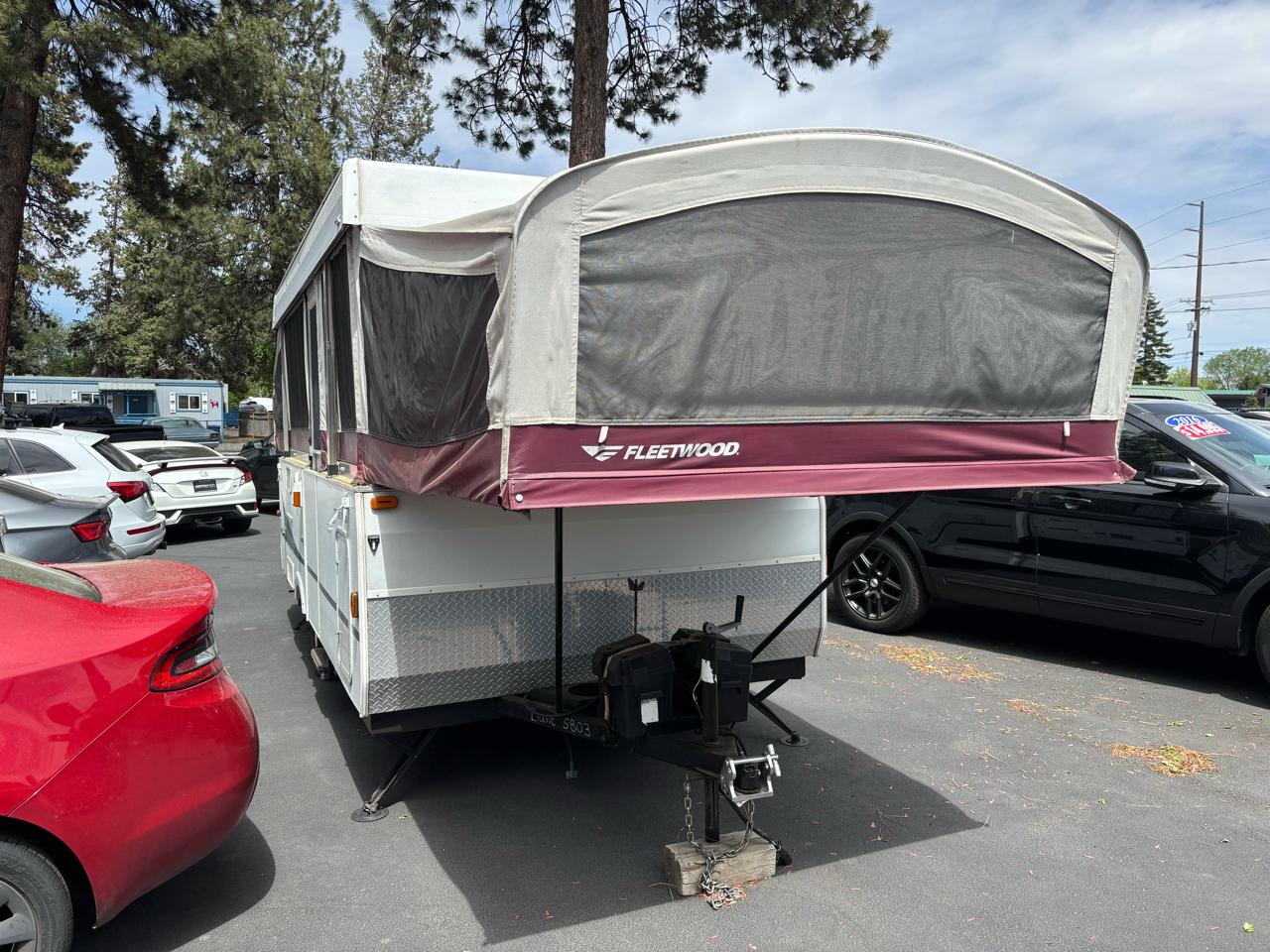 Fleetwood Folding Trailers Unknown  2006