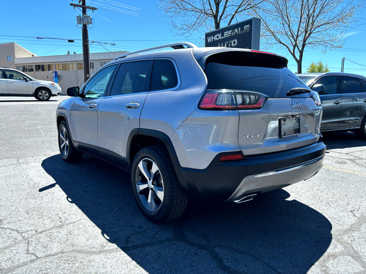 2019 Jeep Cherokee Limited photo 3