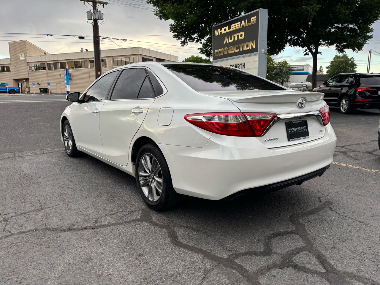 Toyota Camry SE 2017