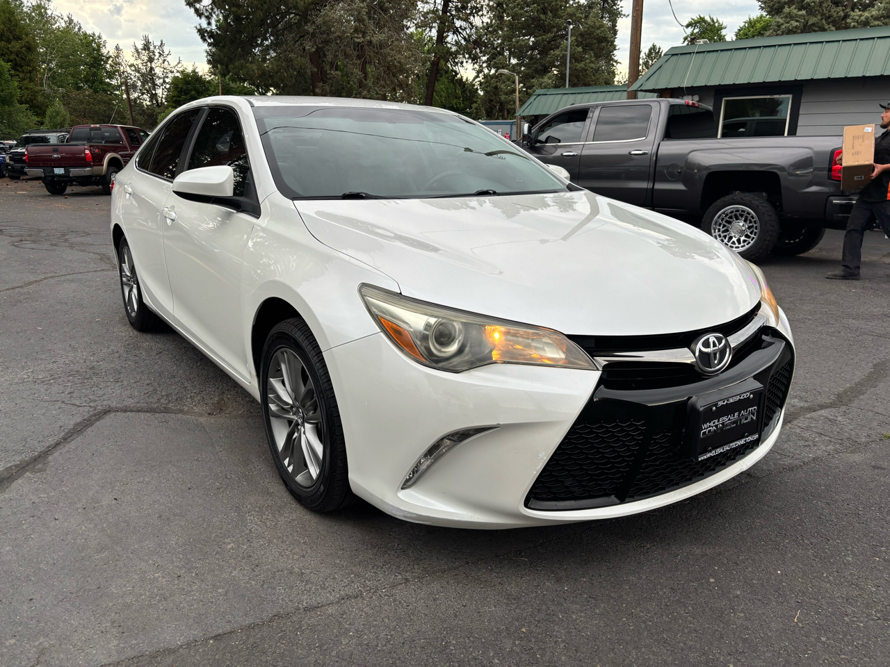 Toyota Camry SE 2017