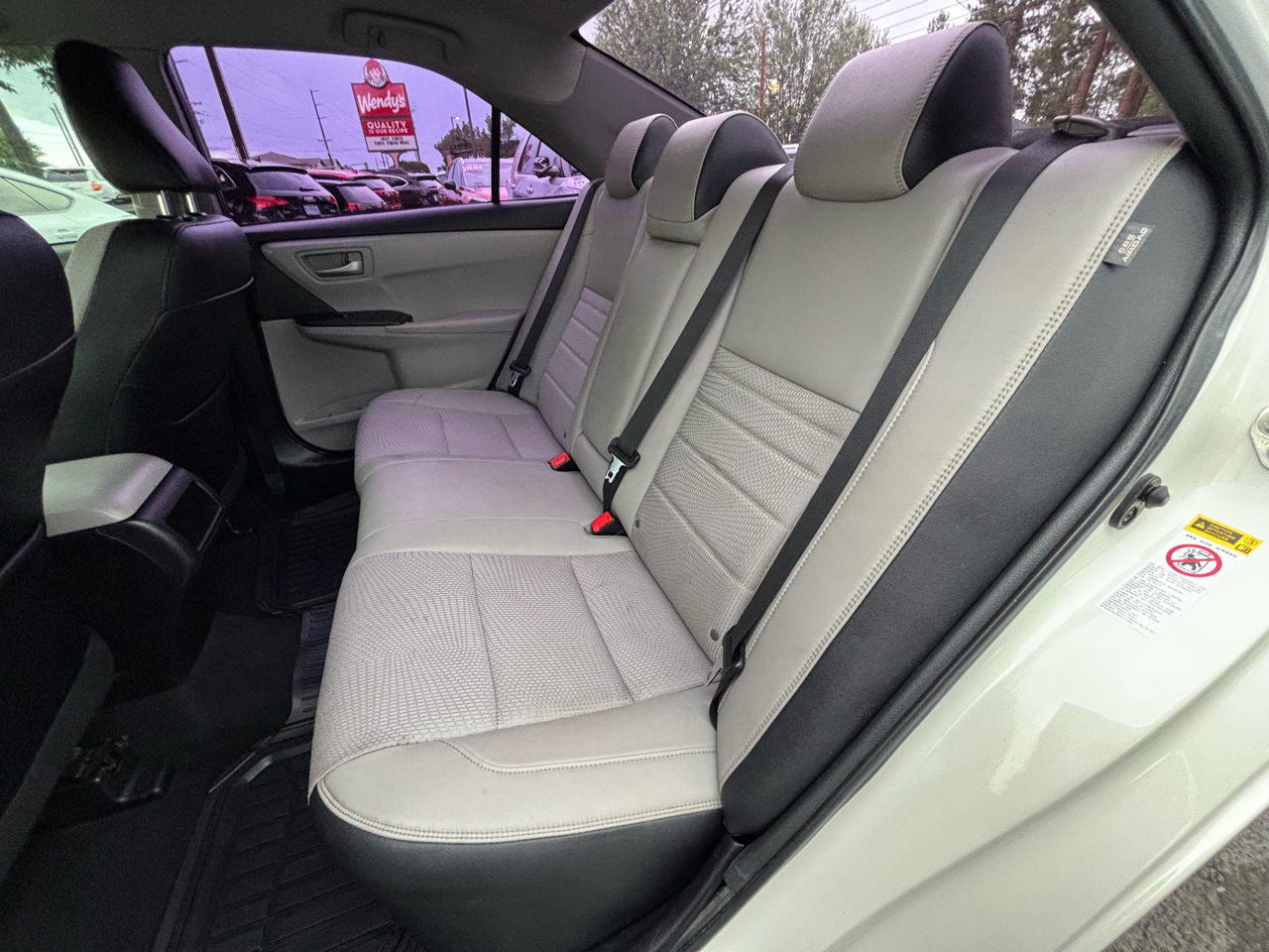 Toyota Camry SE 2017