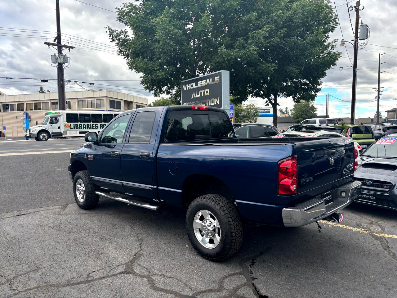 2007 Dodge Ram Laramie photo 2