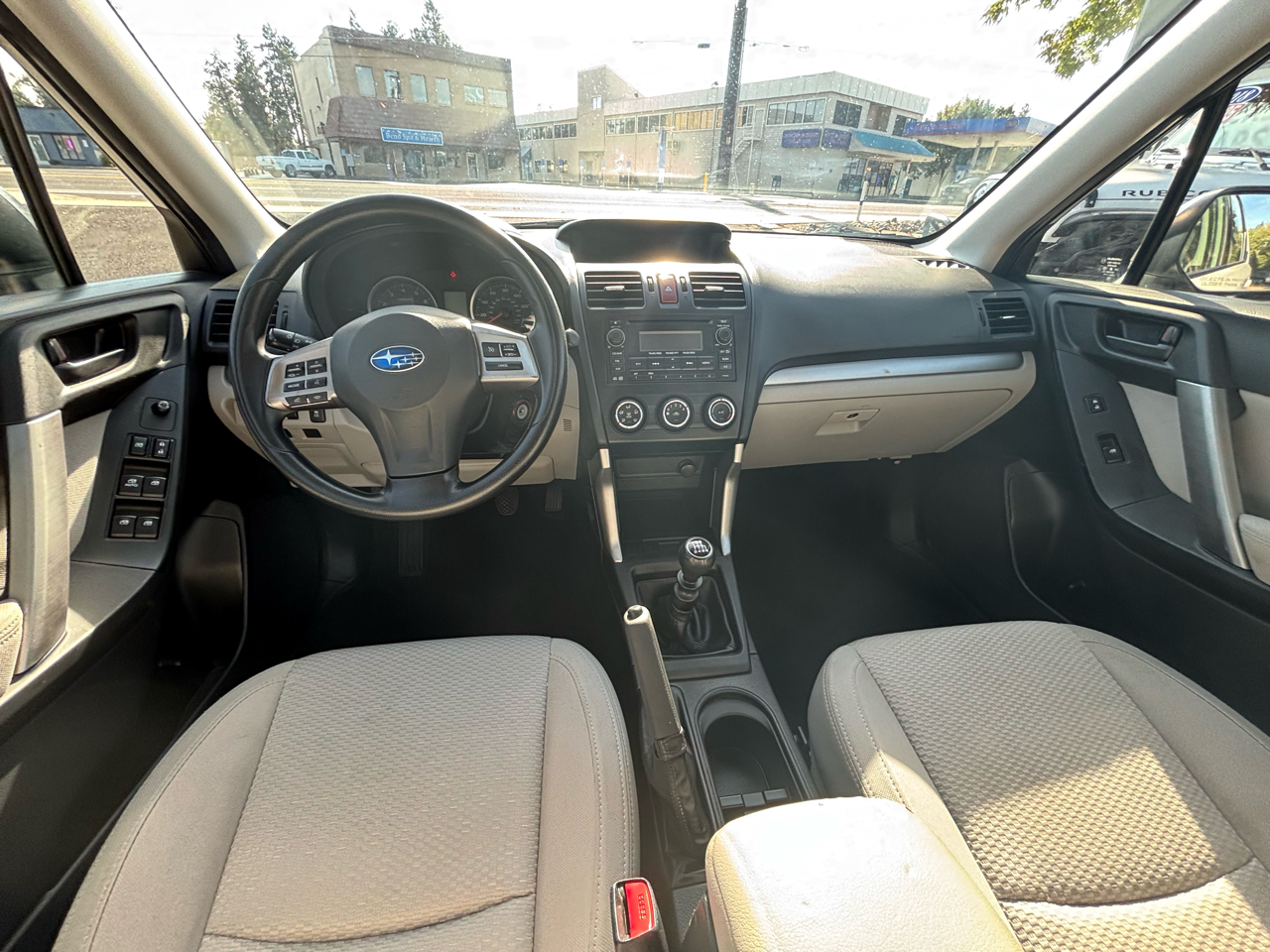 2014 Subaru Forester 2.5i photo 6