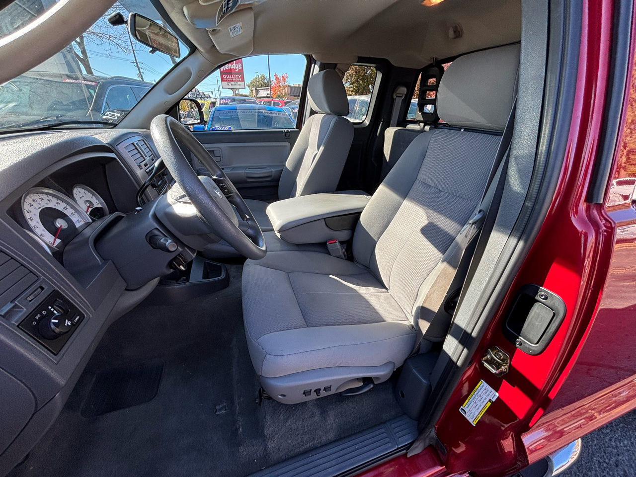 Dodge Dakota SLT Club Cab 4WD 2006 Dodge Dakota SLT Club Cab 4WD 2006