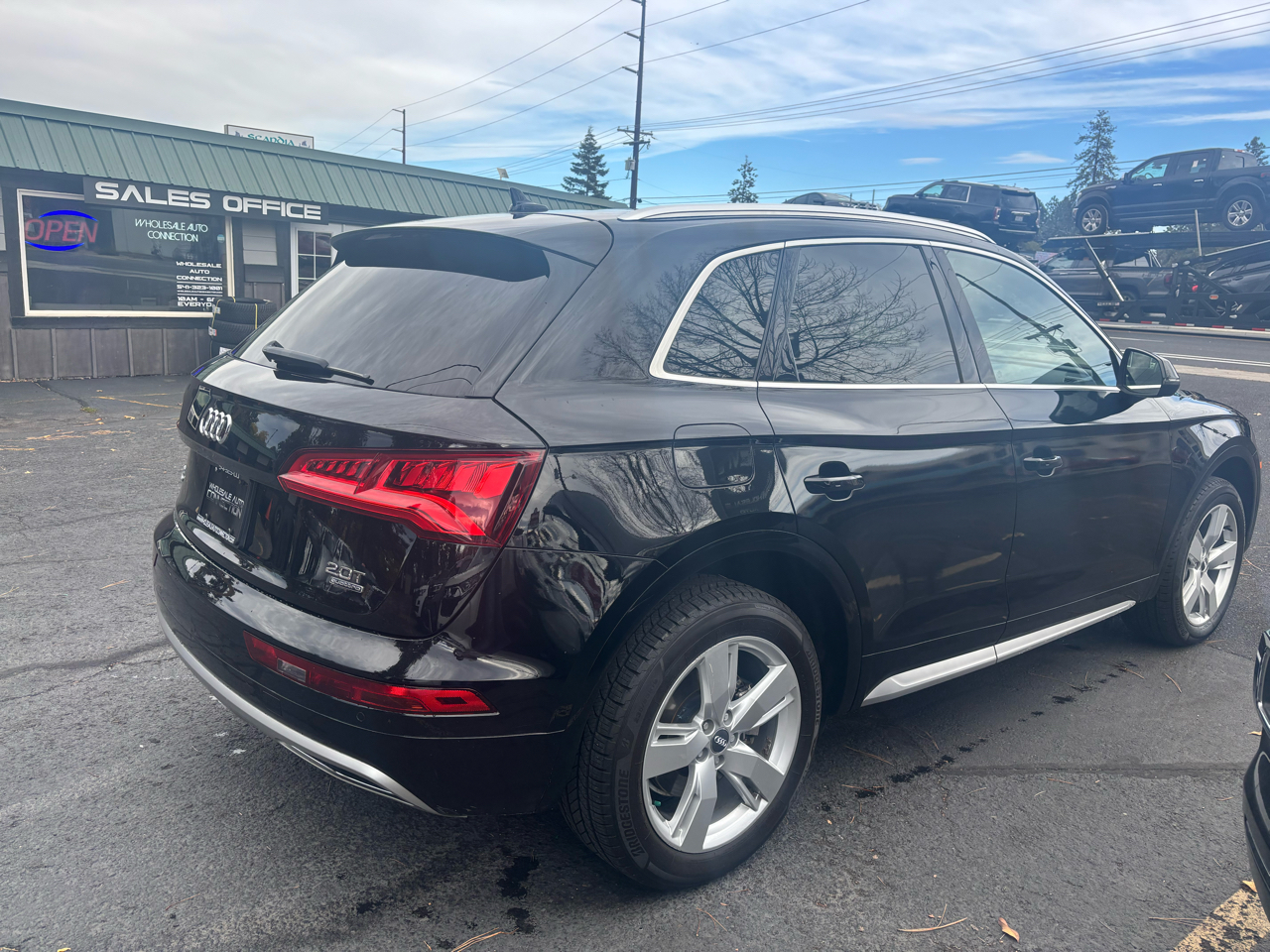 Audi Q5 2.0T Premium Plus quattro 2018 Audi Q5 2.0T Premium Plus quattro 2018