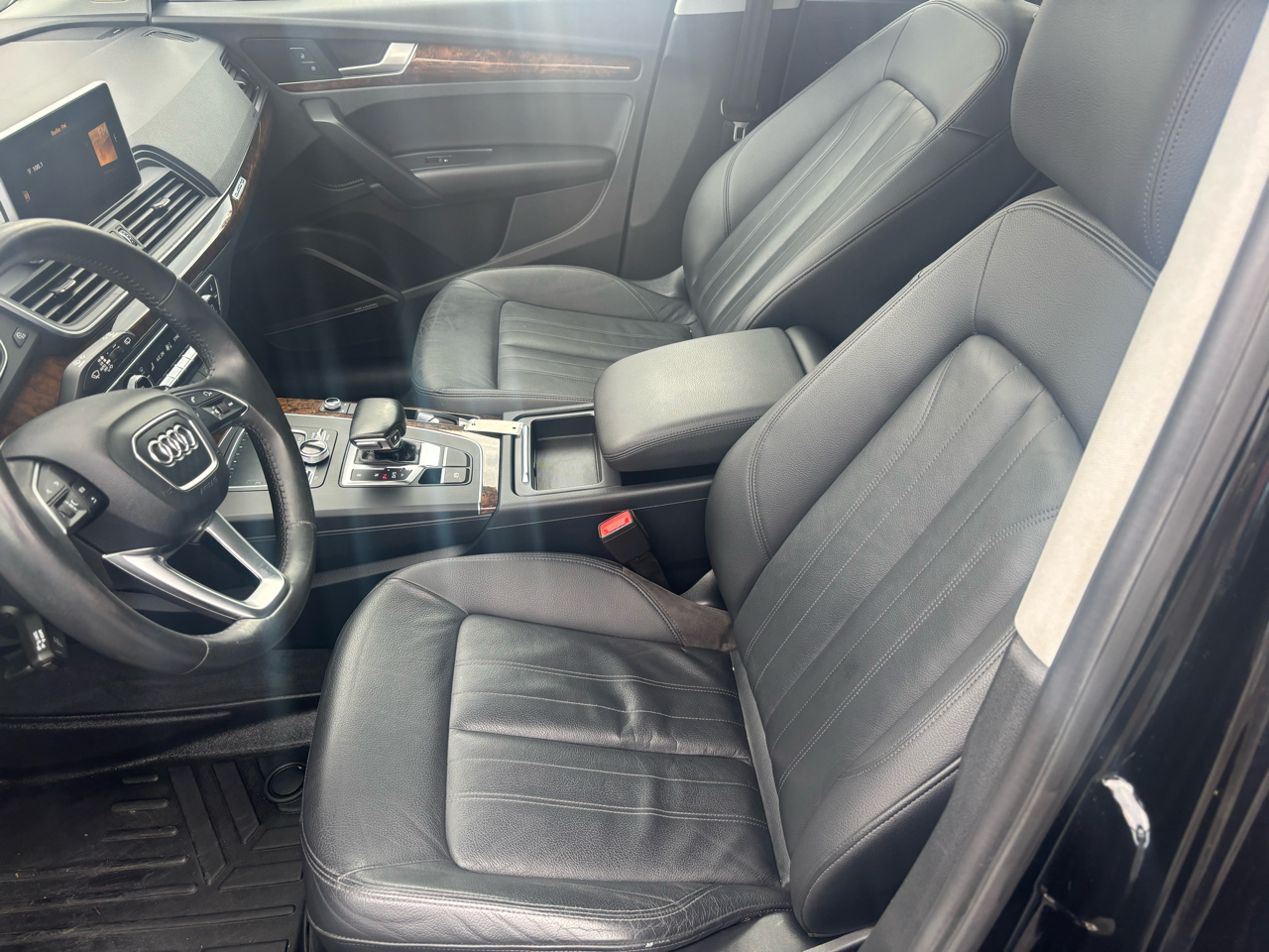 Audi Q5 2.0T Premium Plus quattro 2018 Audi Q5 2.0T Premium Plus quattro 2018