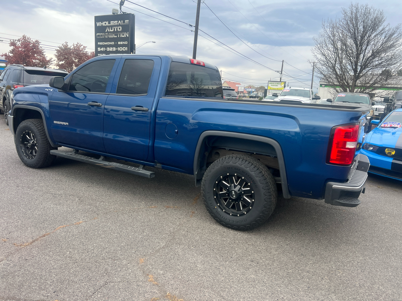 GMC Sierra 1500 4WD Double Cab 147" SLE 2017