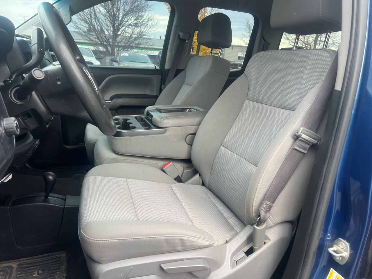 GMC Sierra 1500 4WD Double Cab 147" SLE 2017